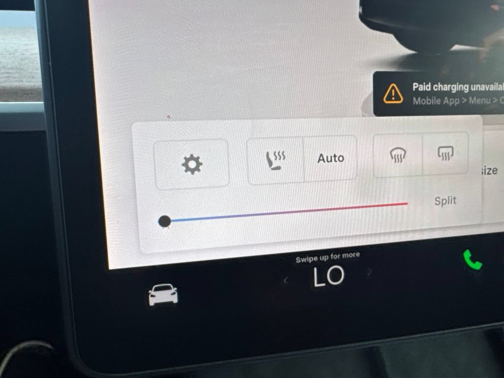 Used 2022 Tesla Model Y Long Range AWD/4WD image 17