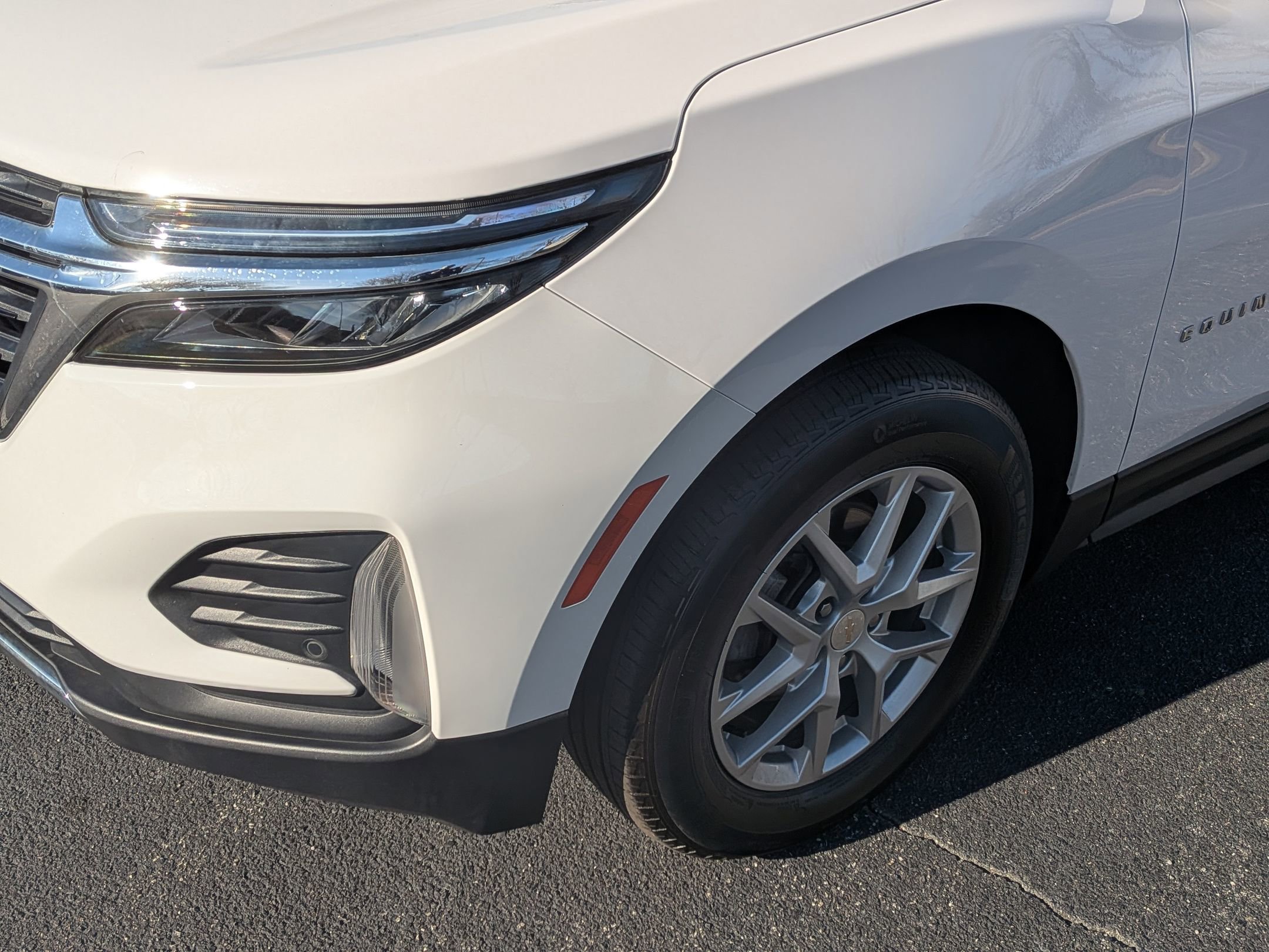 Certified 2024 Chevrolet Equinox LT image 11