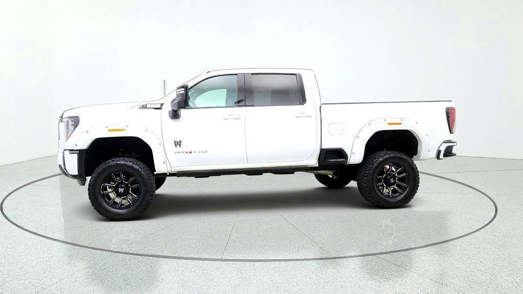 Used 2024 GMC Sierra 2500 AT4 w/ AT4 Premium Plus Package AWD/4WD image 8