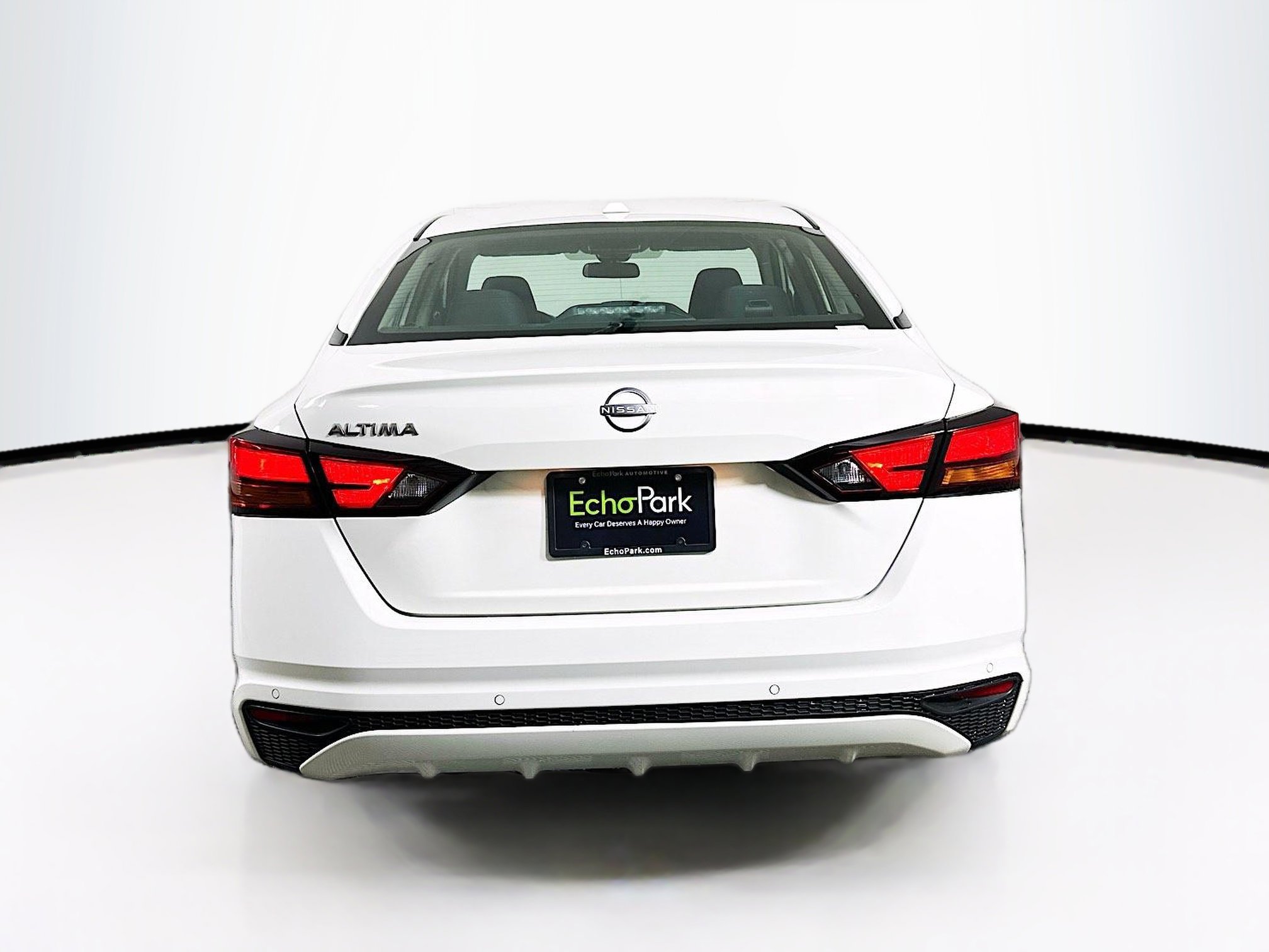 Used 2025 Nissan Altima 2.5 SV FWD image 7