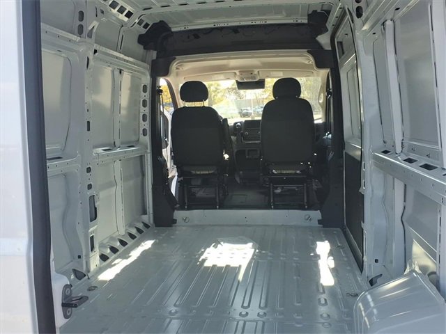 New 2026 RAM ProMaster 2500 w/ Convenience Group image 8