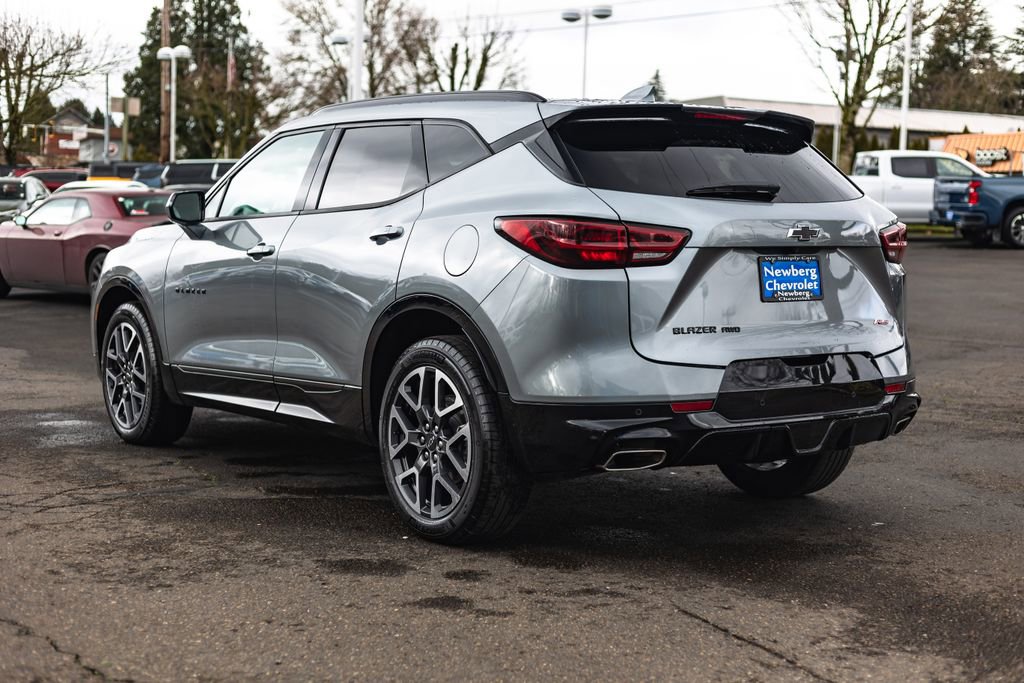 Used 2025 Chevrolet Blazer RS AWD/4WD image 11