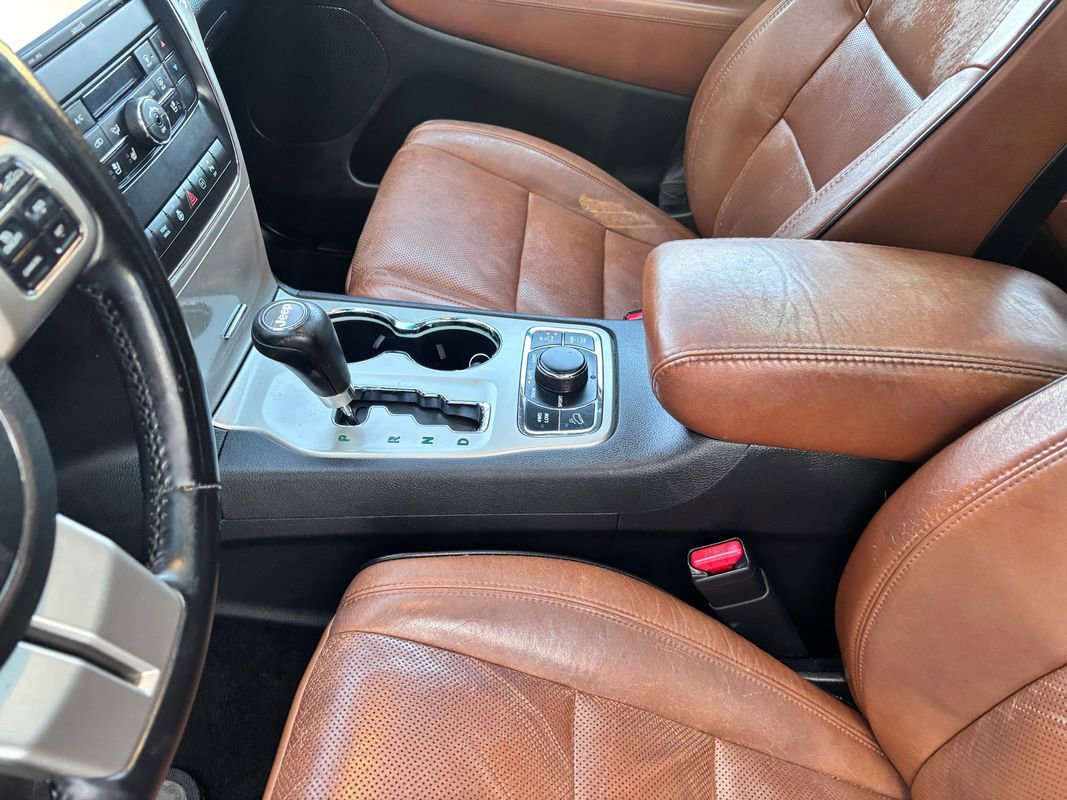 Used 2012 Jeep Grand Cherokee Overland image 28