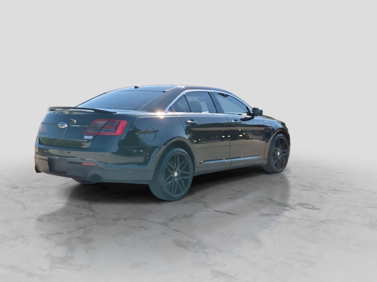 Used 2015 Ford Taurus SHO w/ Equipment Group 401A AWD/4WD image 8