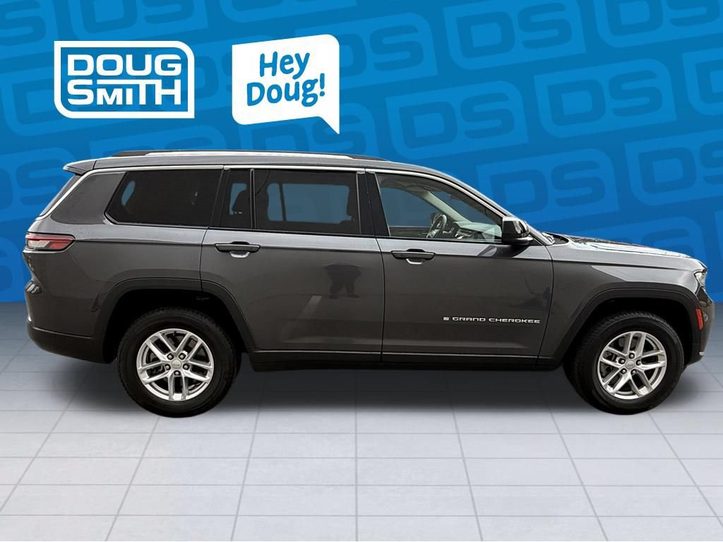 Used 2021 Jeep Grand Cherokee L Laredo w/ Luxury Tech Group I AWD/4WD image 6