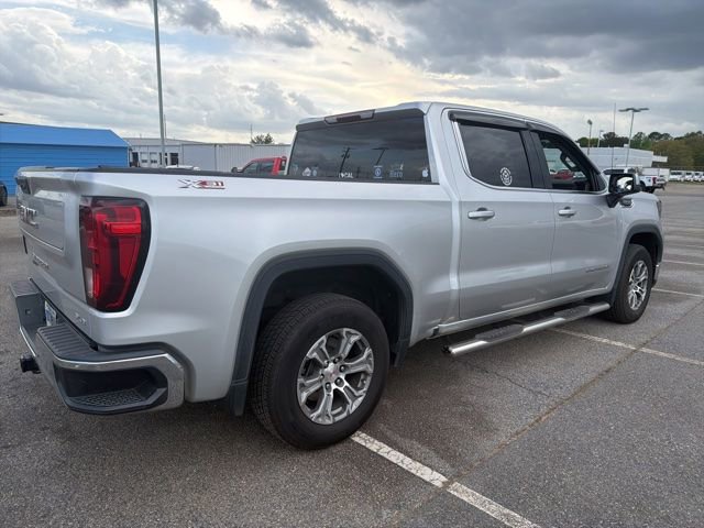 Used 2022 GMC Sierra 1500 SLE image 3
