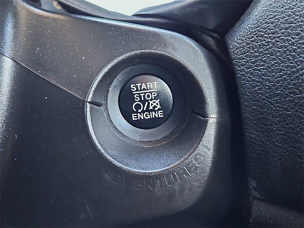 Used 2022 Jeep Renegade Latitude w/ Convenience Group image 24