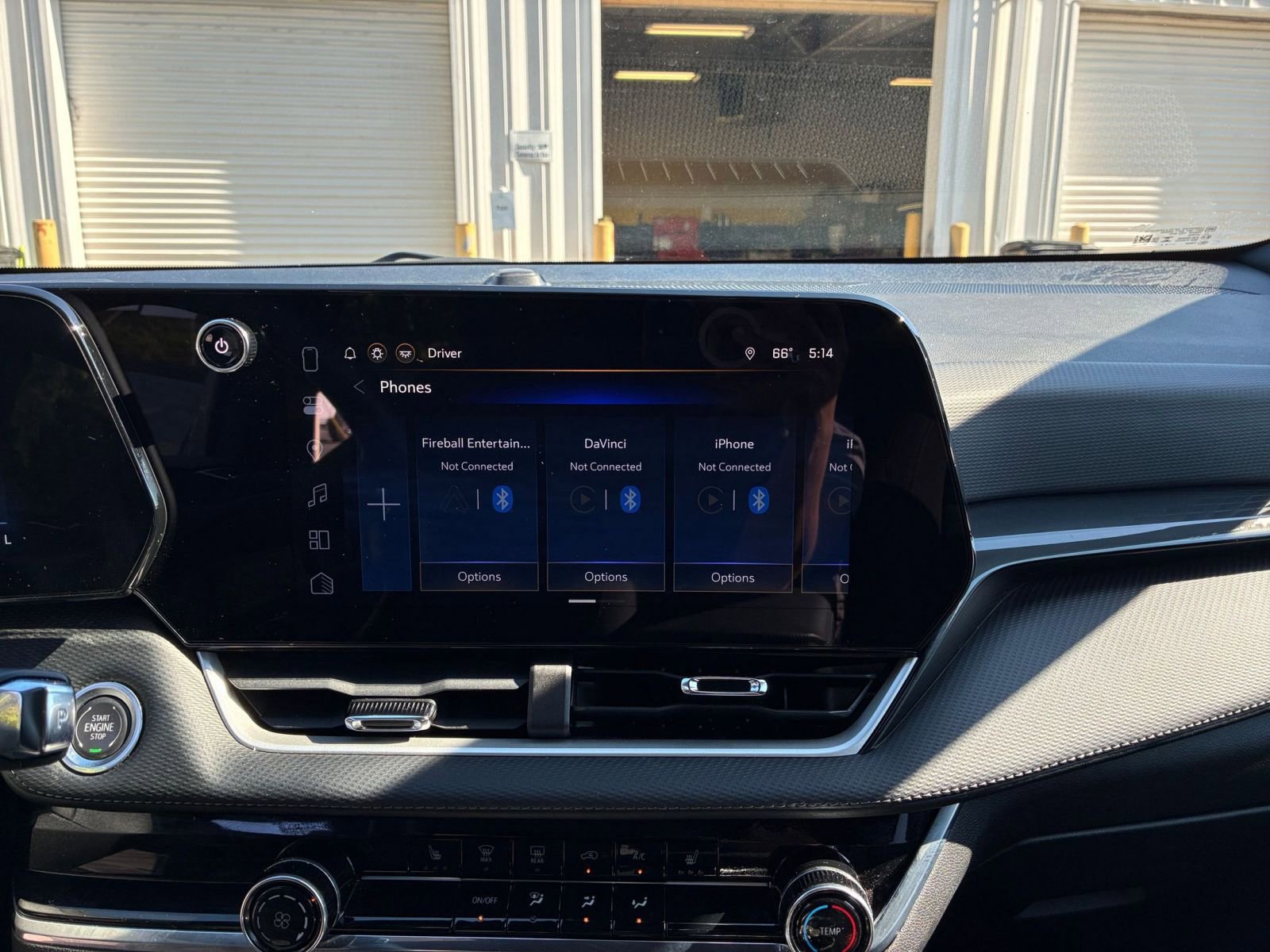 Used 2025 Chevrolet Equinox LT FWD image 17