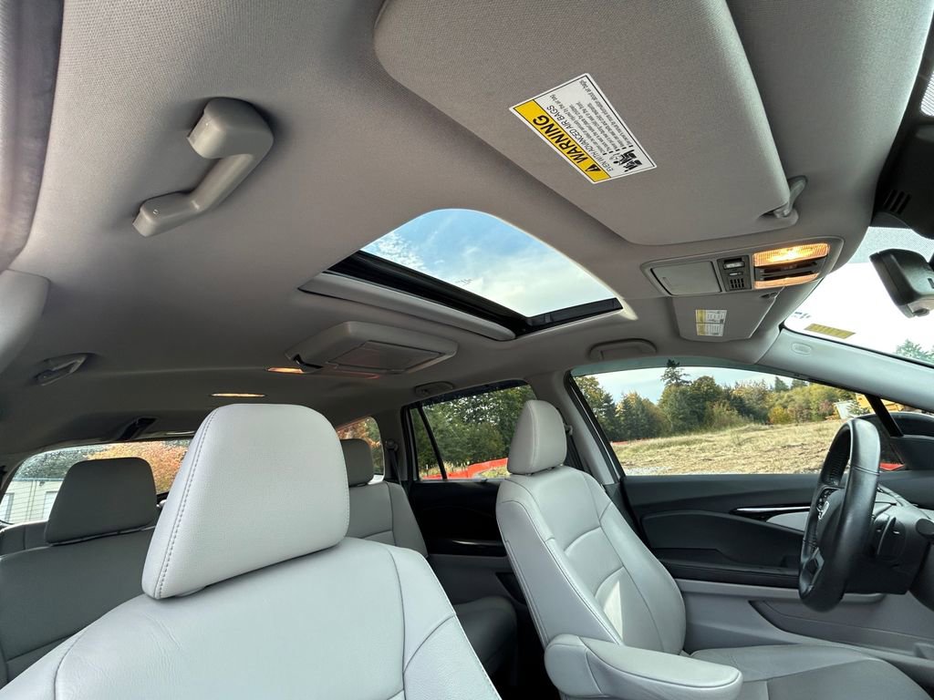 Used 2021 Honda Pilot Touring image 28