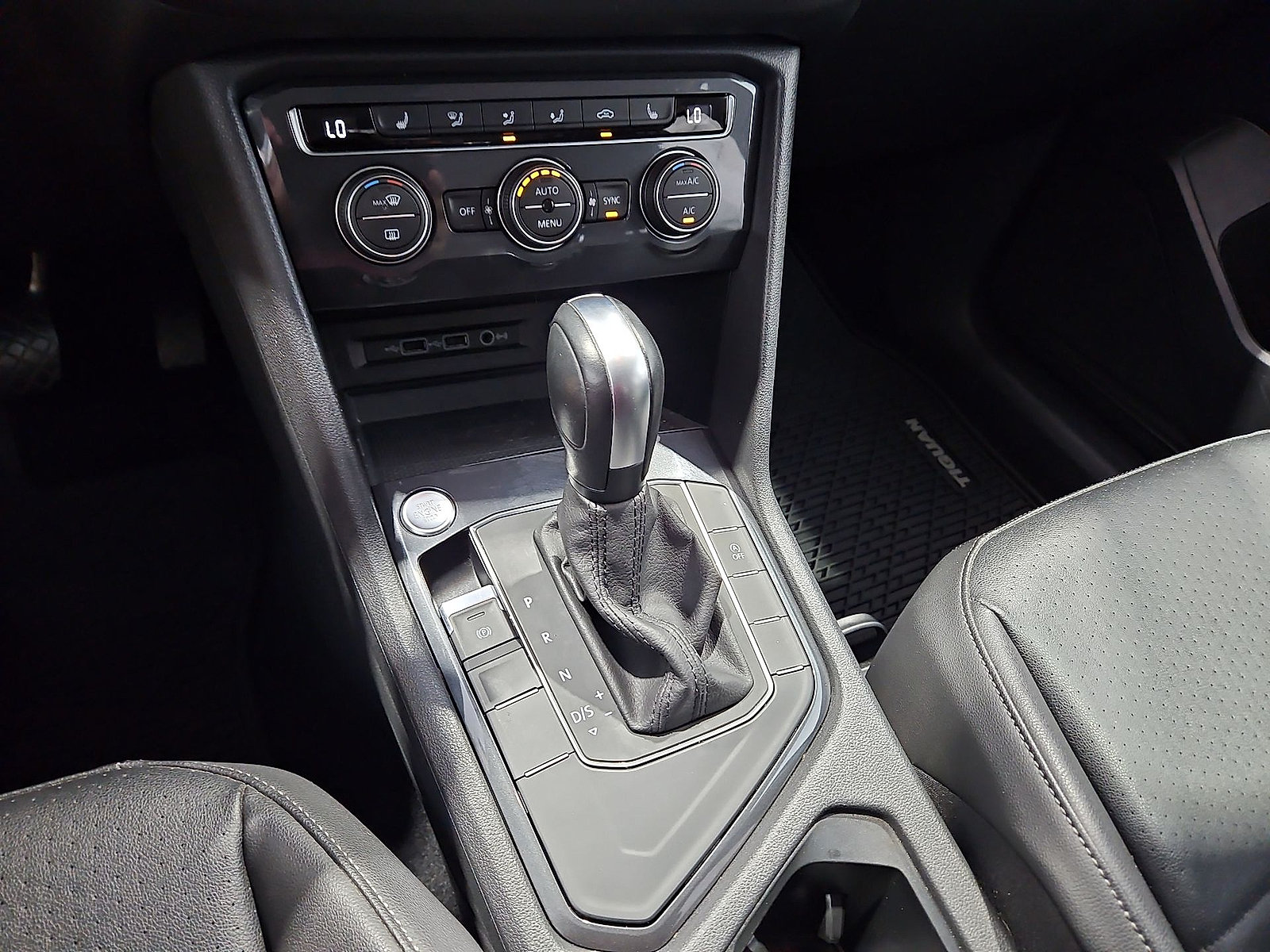 Certified 2020 Volkswagen Tiguan SE FWD image 22