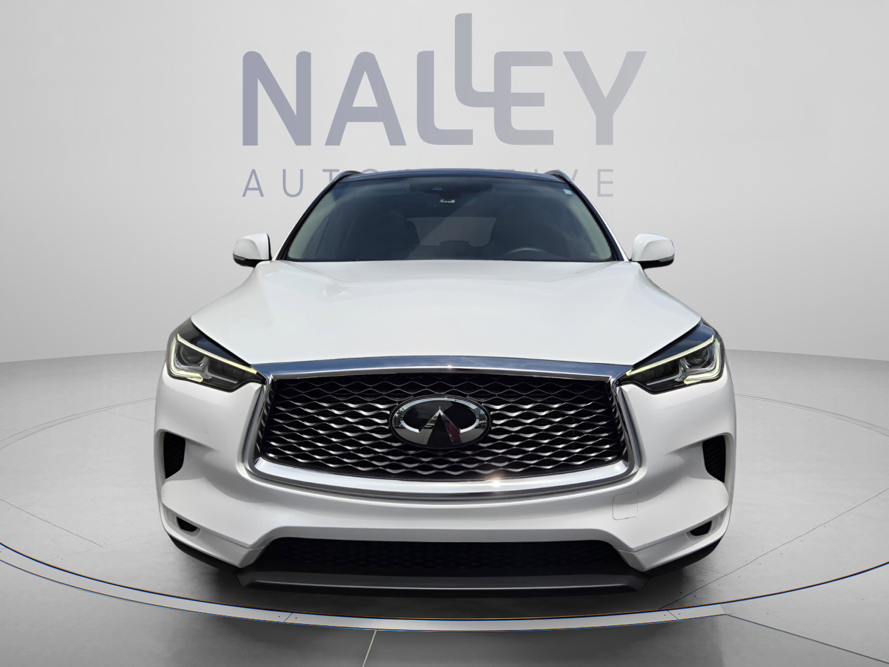 Used 2023 INFINITI QX50 Luxe FWD image 9