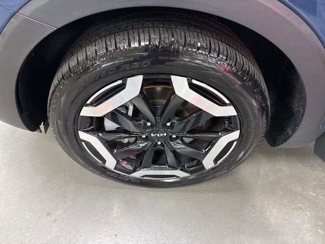 Used 2025 Kia Telluride S image 30