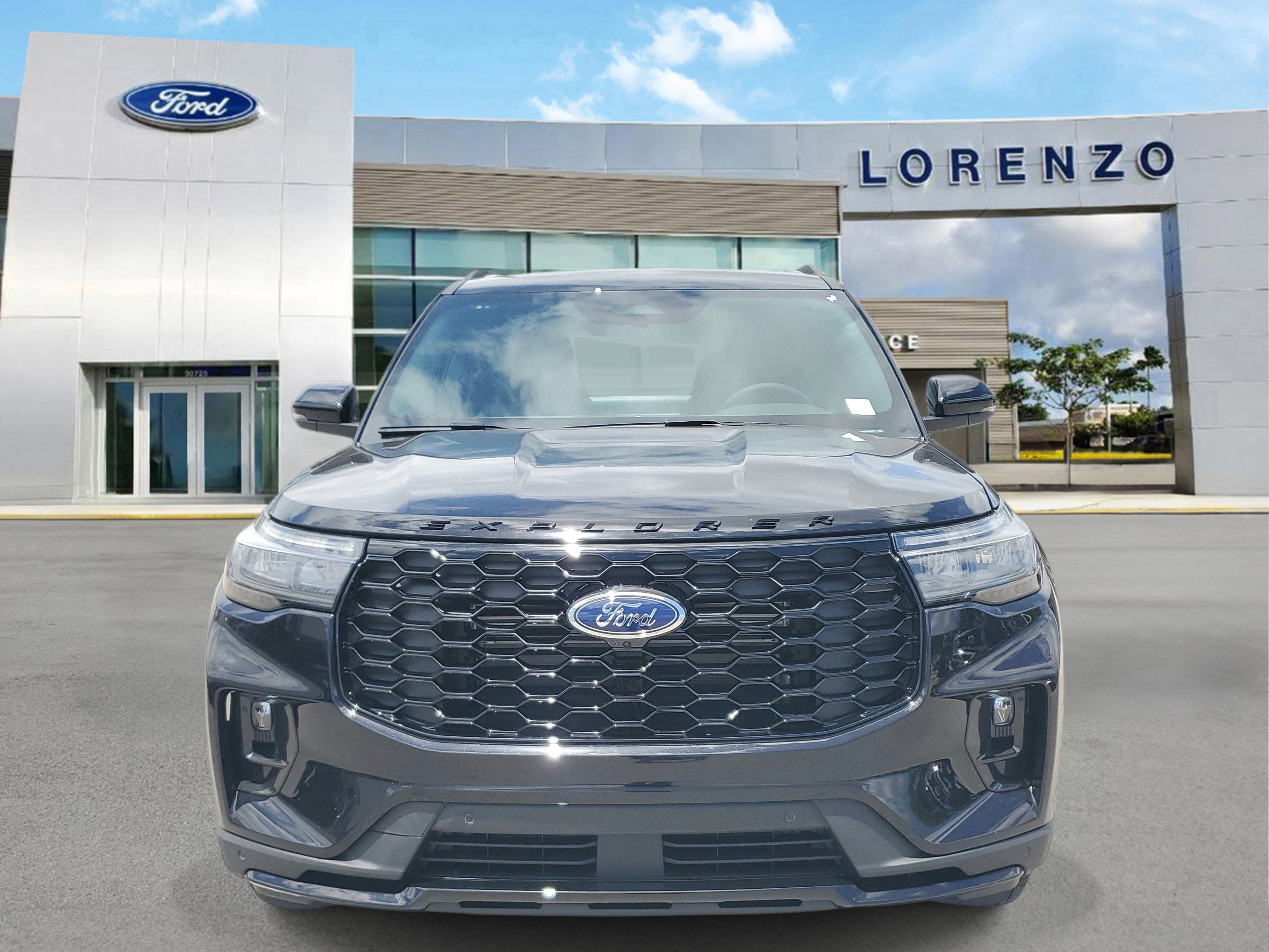 New 2026 Ford Explorer ST-Line RWD image 2