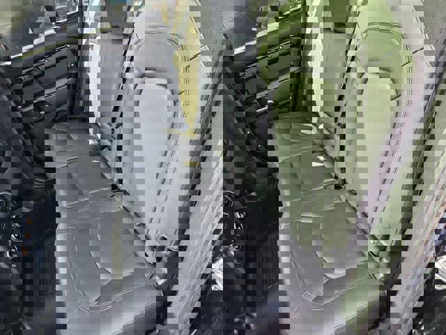 Used 2025 Land Rover Defender 110 V8 image 20