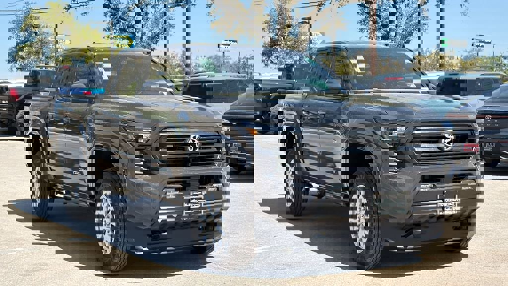 New 2026 Toyota Tacoma SR5 image 3