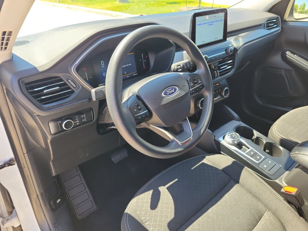 Used 2025 Ford Escape Active FWD image 18
