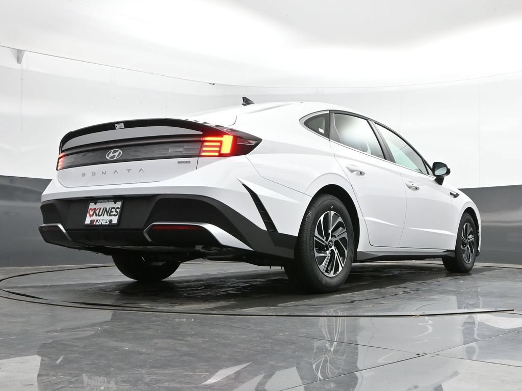 New 2026 Hyundai Sonata Blue FWD image 38