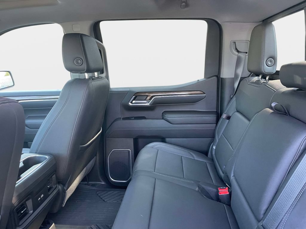 Used 2022 Chevrolet Silverado 1500 RST AWD/4WD image 16