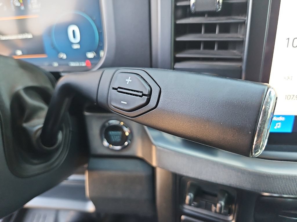 Used 2025 Ford F350 Platinum AWD/4WD image 24