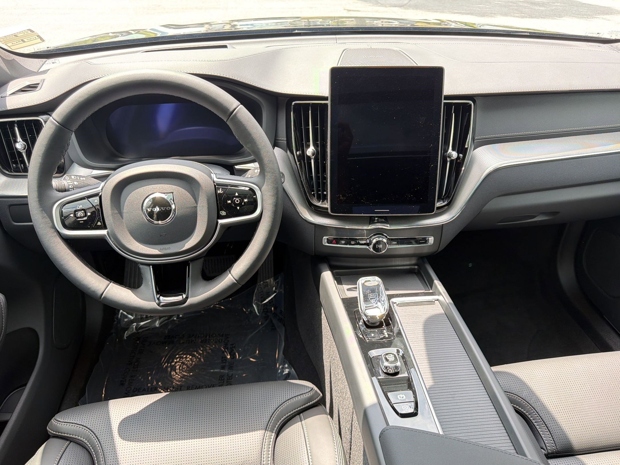 New 2026 Volvo XC60 B5 Ultra w/ Climate Package AWD/4WD image 26