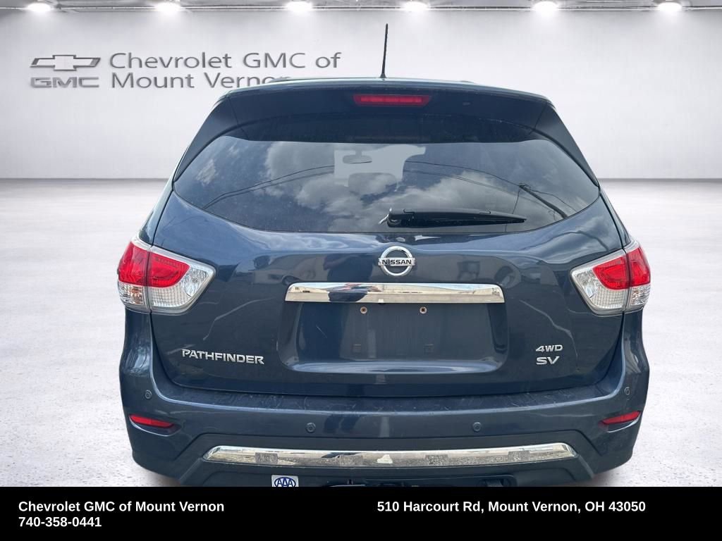 Used 2015 Nissan Pathfinder SV w/ Trailer Tow Package image 3