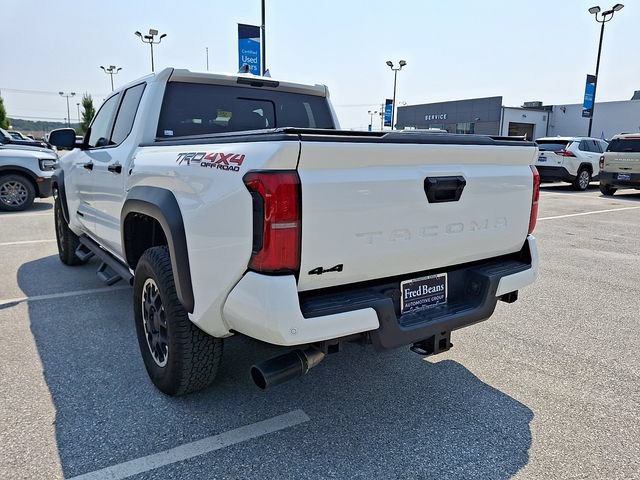 Used 2024 Toyota Tacoma TRD Off-Road w/ TRD Off Road Upgrade Package AWD/4WD image 8