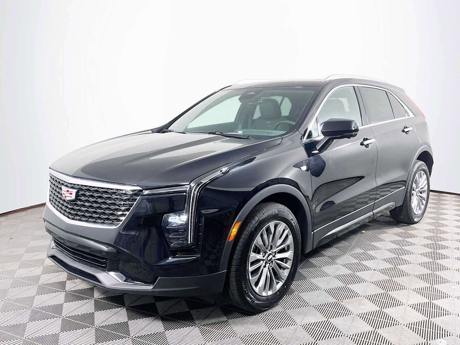 New 2025 Cadillac XT4 Premium Luxury w/ Cold Weather Package