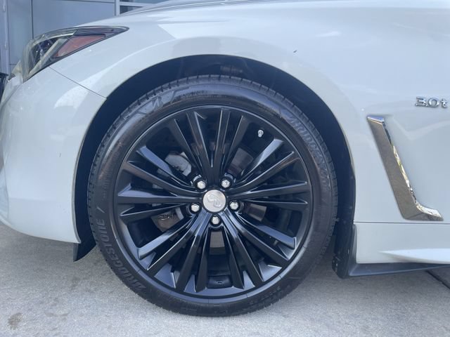Used 2019 INFINITI Q60 3.0t Luxe w/ Essential Package AWD/4WD image 13