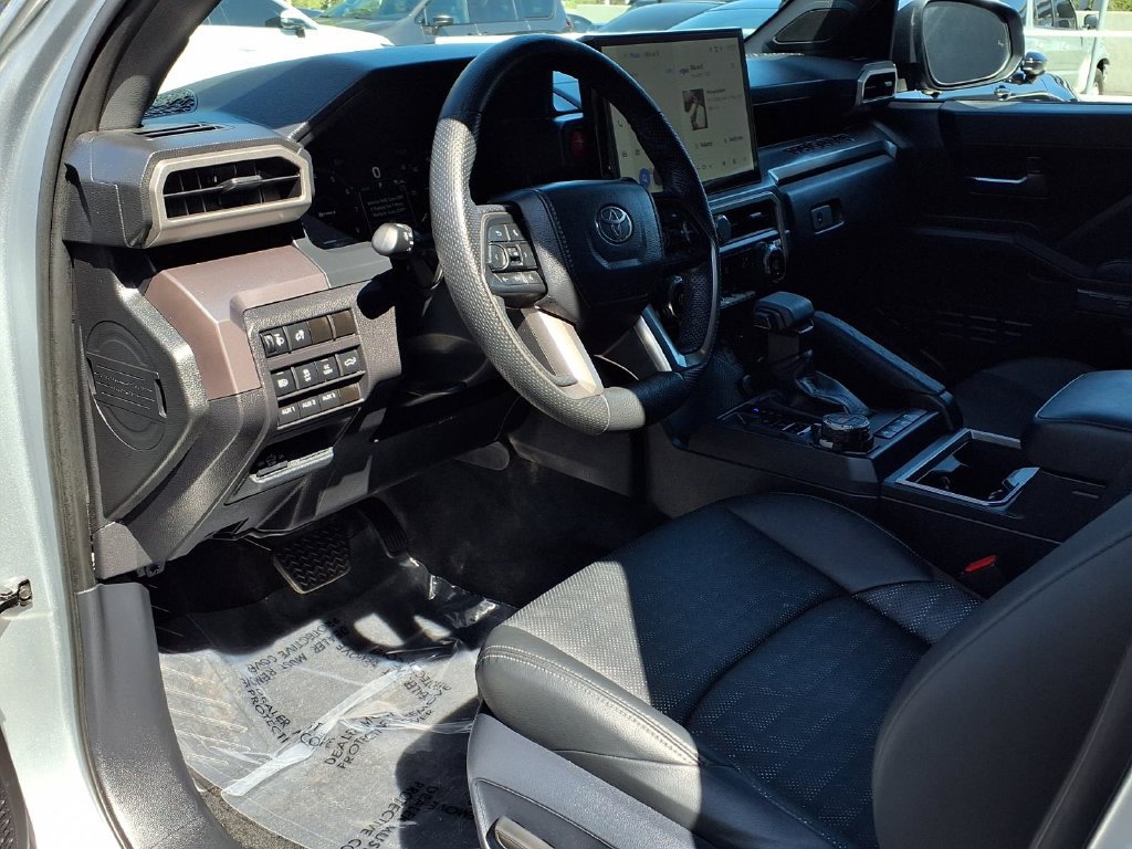 Certified 2026 Toyota Tacoma TRD Off-Road w/ TRD Off Road Premium Package AWD/4WD image 17