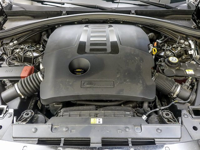 Used 2023 Land Rover Range Rover Velar HST image 33