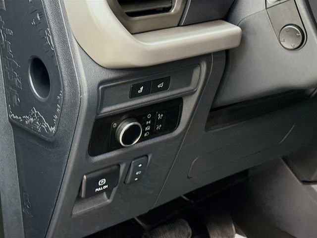 Used 2024 Ford Expedition Max XLT image 10