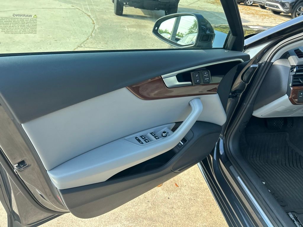 Used 2023 Audi A4 2.0T Premium w/ Convenience Package image 48