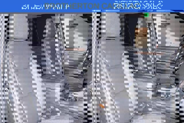 Used 2022 Chevrolet Tahoe Z71 image 23