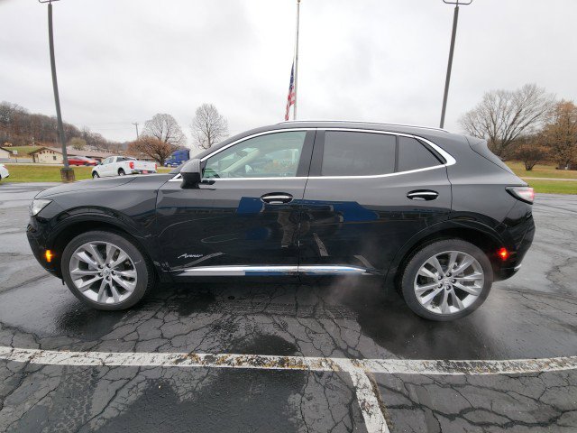 Used 2023 Buick Envision Avenir image 2