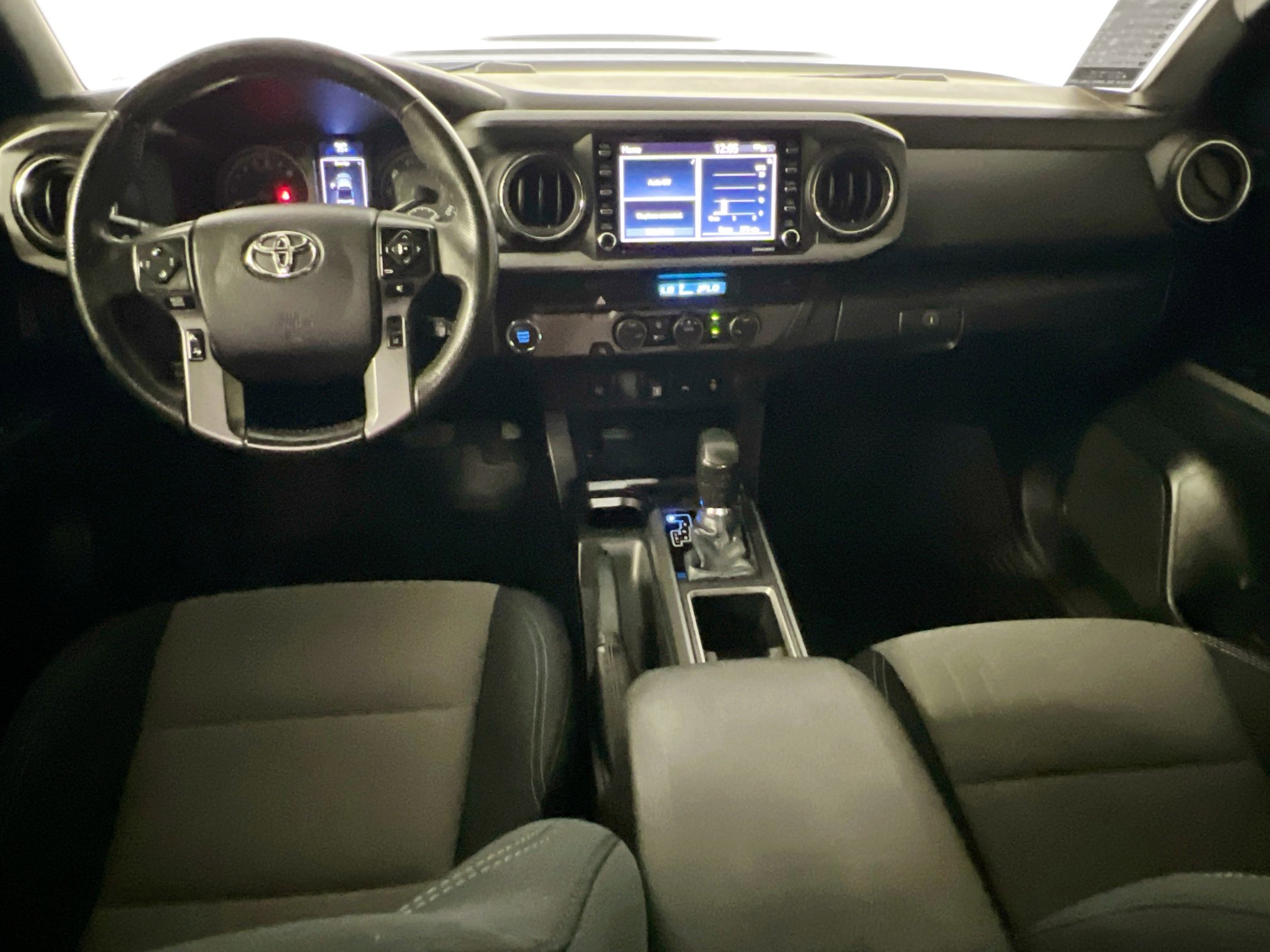 Used 2021 Toyota Tacoma TRD Sport image 30