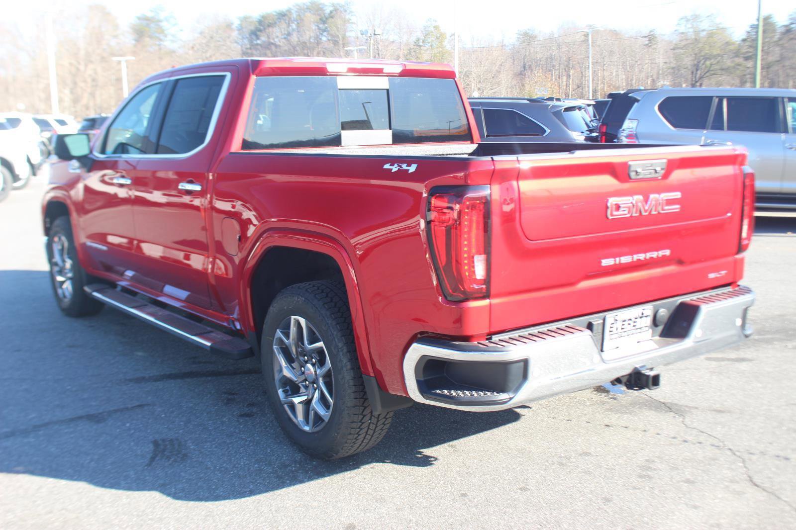 New 2026 GMC Sierra 1500 SLT w/ SLT Premium Plus Package image 5