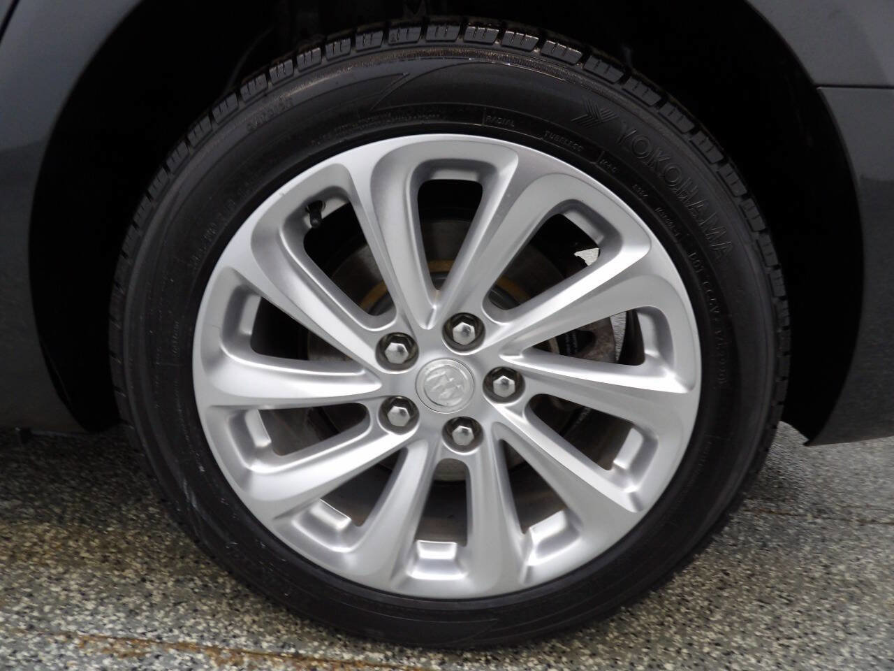 Used 2016 Buick LaCrosse Leather FWD image 20