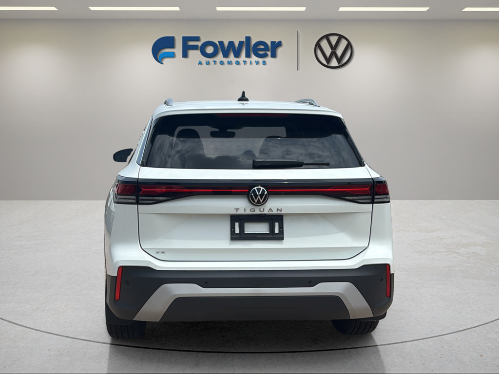 New 2026 Volkswagen Tiguan SE FWD image 6