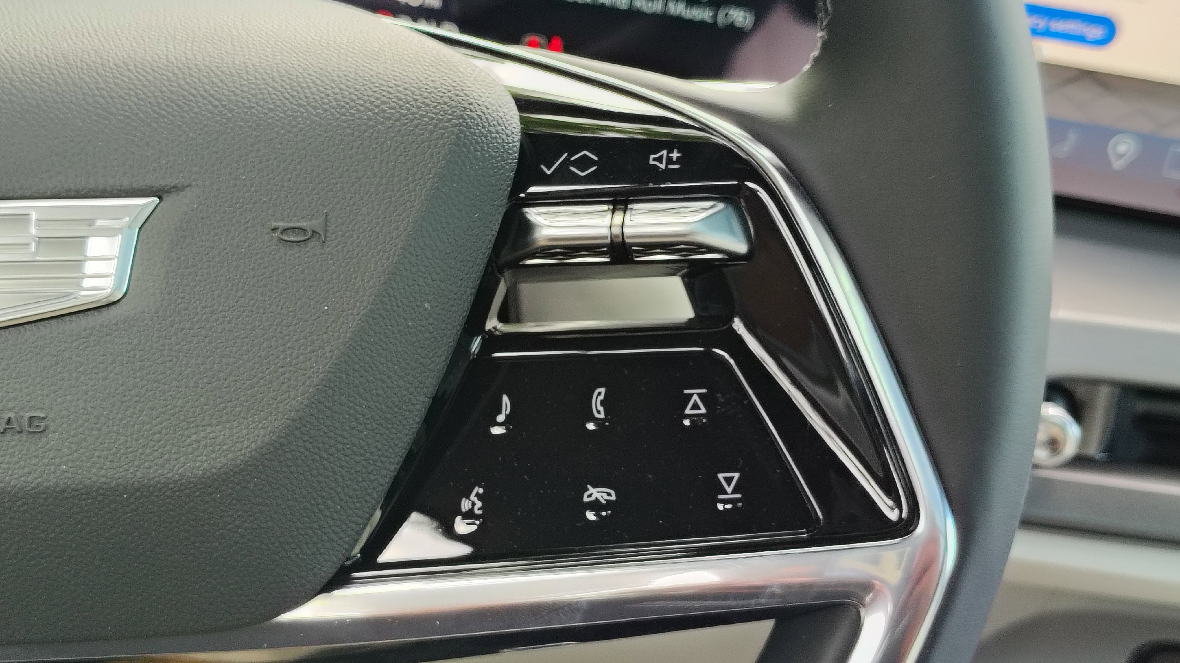 New 2026 Cadillac Vistiq Sport image 16