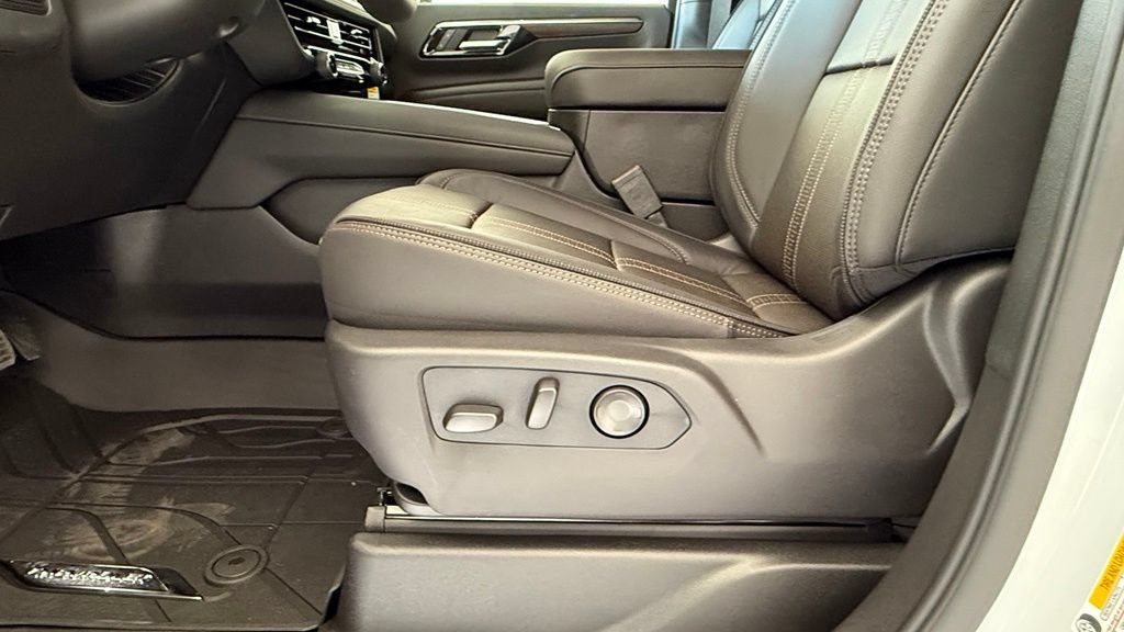 New 2026 Chevrolet Tahoe High Country AWD/4WD image 33