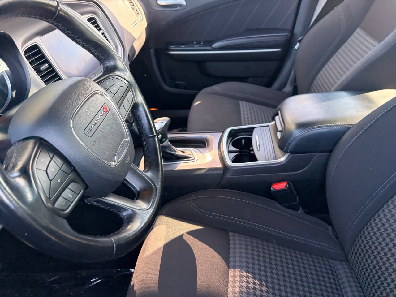 Used 2023 Dodge Charger SXT RWD image 19