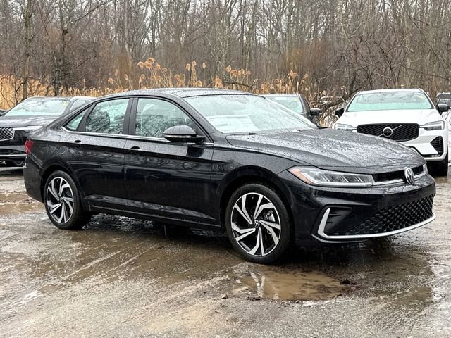 New 2026 Volkswagen Jetta SEL image 2