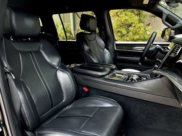 Used 2022 Jeep Wagoneer Series II RWD image 27