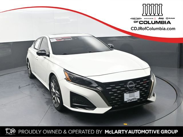 Used 2023 Nissan Altima 2.0 SR