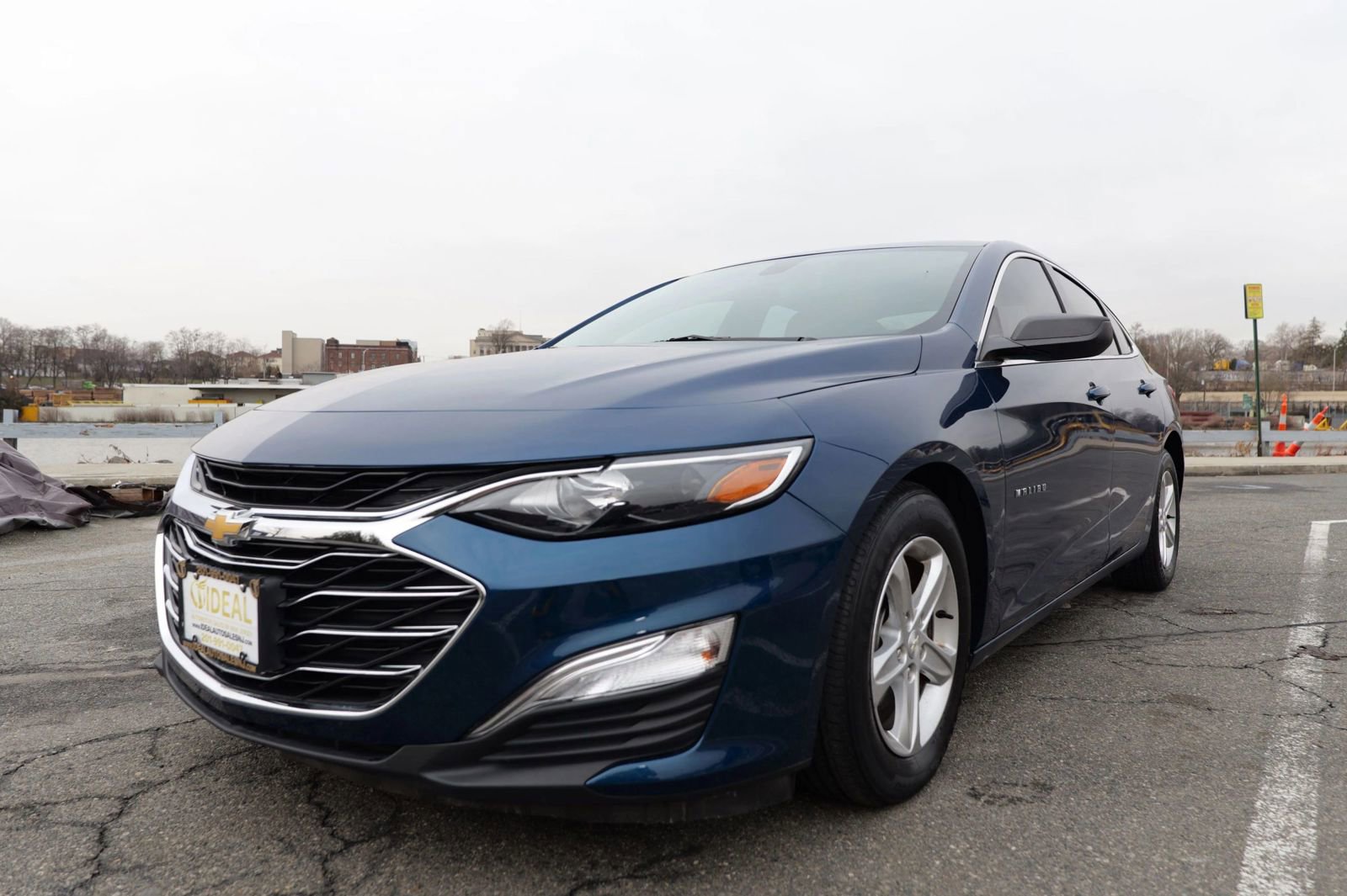 Used 2019 Chevrolet Malibu LS image 3