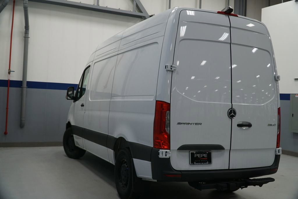 New 2025 Mercedes-Benz Sprinter 2500 image 4