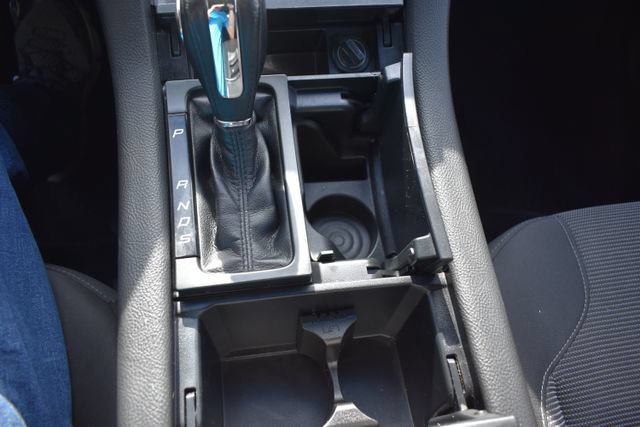 Used 2017 Ford Taurus SEL FWD image 26