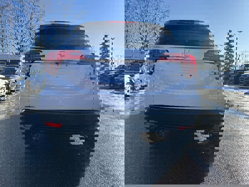 Used 2017 Honda HR-V EX image 5