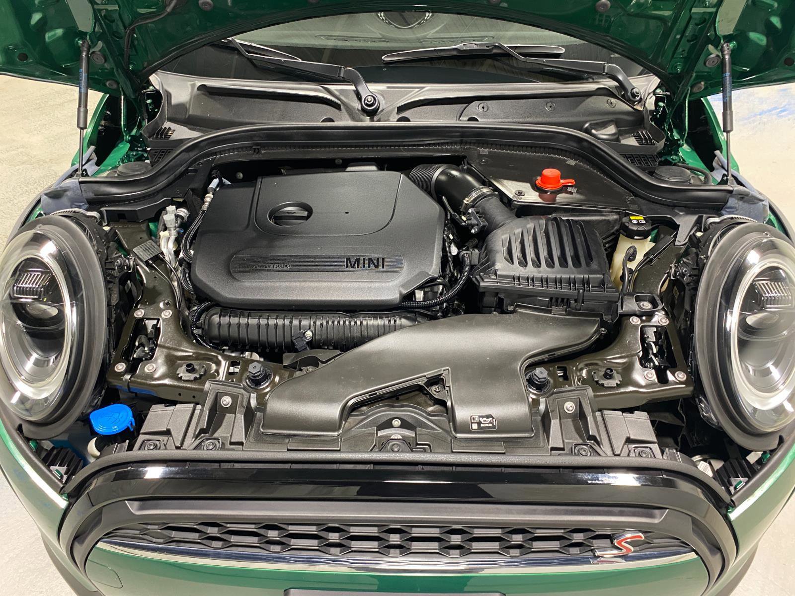 Certified 2022 MINI Cooper S image 23