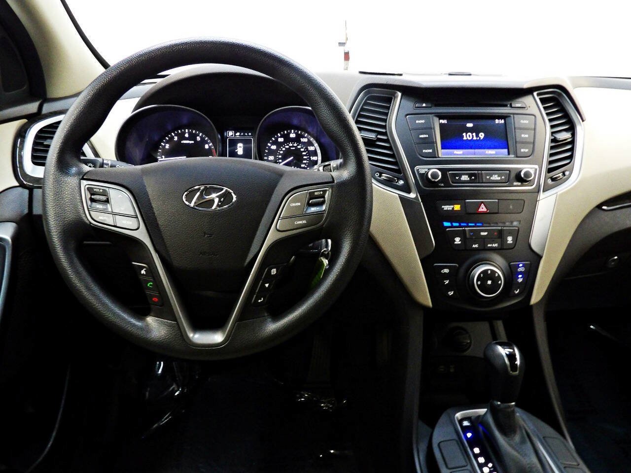 Used 2017 Hyundai Santa Fe Sport AWD/4WD image 20